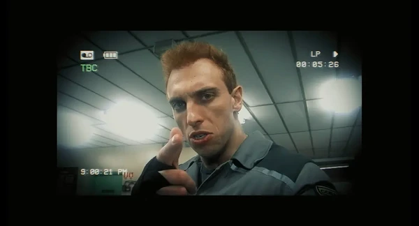 Man recording in "Exterminadores do Além Contra a Loira do Banheiro" with a camera interface.